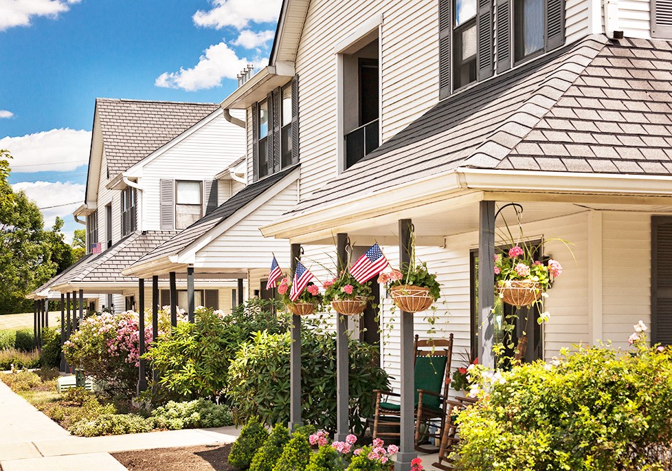 Clare Court at The Clare Estate Apartments in Bordentown, NJ